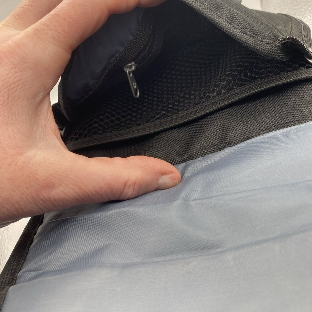Samsonite Camera Bag Padded Small DSLR Point n Shoot Pockets Strap Black - Picture 6 of 10